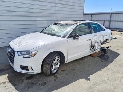 WAUAUGFF2J1****** 2018 Audi A3