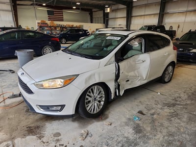 1FADP3N21JL****** 2018 Ford Focus