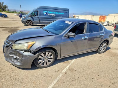 1HGCP3F8XBA****** 2011 Honda Accord