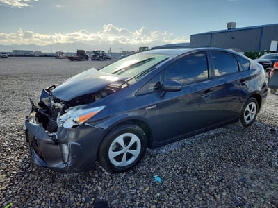 JTDKN3DU5F1****** 2015 Toyota Prius