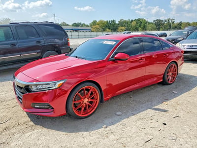 1HGCV1F37JA****** 2018 Honda Accord