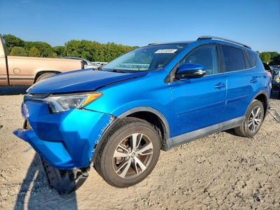 2T3WFREV8HW****** 2017 Toyota RAV4