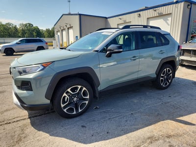 2T3J1RFV1LC****** 2020 Toyota RAV4