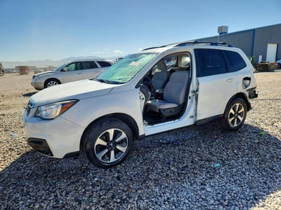JF2SJABCXHH****** 2017 Subaru Forester