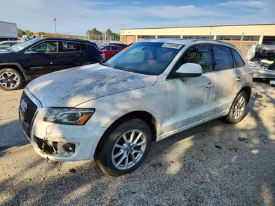 WA1LKAFP6AA****** 2010 Audi Q5