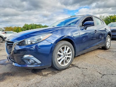 JM1BM1M73G1****** 2016 Mazda 3