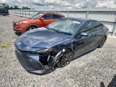 4T1DAACK7TU****** 2026 Toyota Camry Hybrid