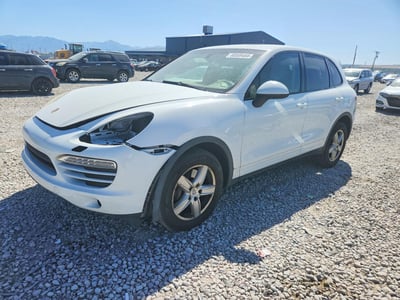 WP1AA2A24EL****** 2014 Porsche Cayenne