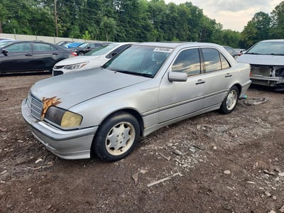 WDBHA24G3YA****** 2000 Mercedes-Benz C-Class
