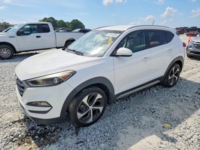 KM8J33A25HU****** 2017 Hyundai Tucson