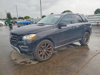 4JGDA5JB6FA****** 2015 Mercedes-Benz M-Class