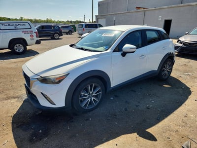 JM1DKFC7XH0****** 2017 Mazda CX-3