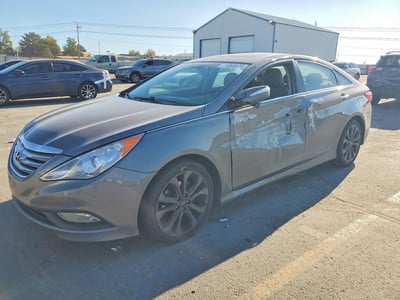 5NPEC4AB8EH****** 2014 Hyundai Sonata