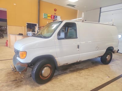 1FTNE24W33H****** 2003 Ford Econoline