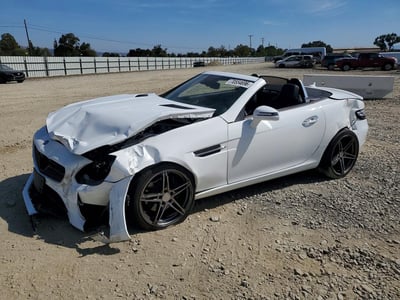 WDDPK3JA4HF****** 2017 Mercedes-Benz SLC-Class