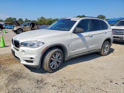 5UXKR0C54F0****** 2015 BMW X5