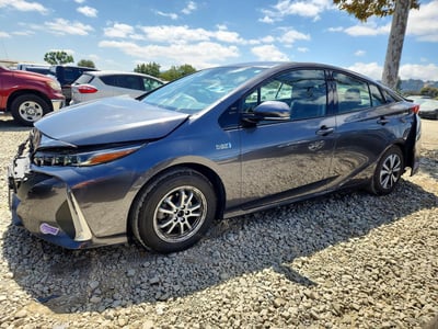 JTDKARFP8J3****** 2018 Toyota Prius Prime