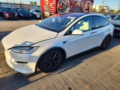 7SAXCAE56NF****** 2022 Tesla Model X