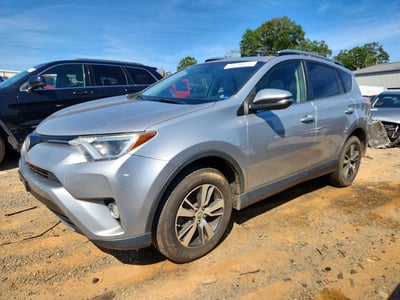 JTMRFREVXJJ****** 2018 Toyota RAV4