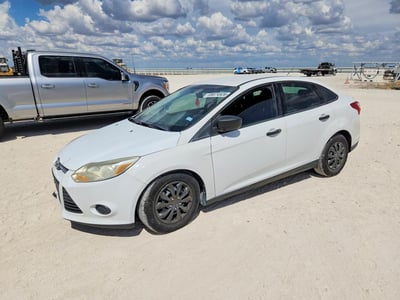1FAHP3E23CL****** 2012 Ford Focus