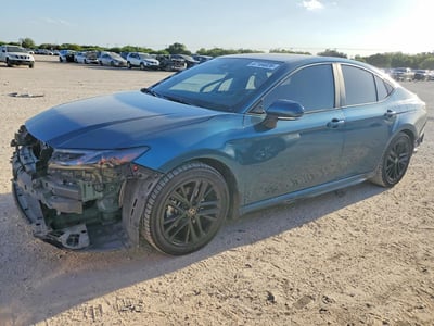 2025 Toyota Camry Hybrid