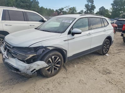 3VVRB7AX5PM****** 2023 Volkswagen Tiguan