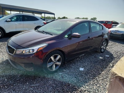 3KPFL4A77JE****** 2018 Kia Forte
