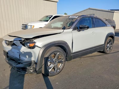 JM1DRADB9N0****** 2022 Mazda MX-30 EV