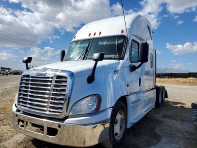 1FUJGLBG4HL****** 2017 Freightliner Cascadia 125