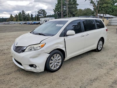 5TDDZ3DC8HS****** 2017 Toyota Sienna