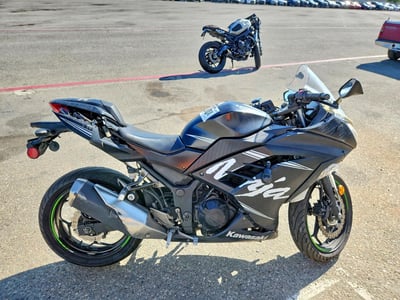 2017 Kawasaki Ex300