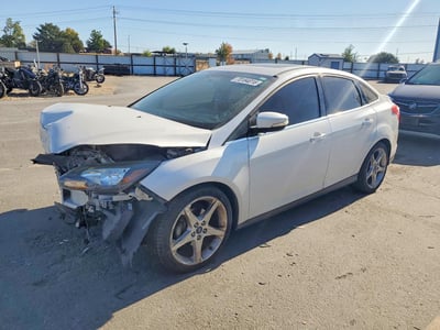 1FADP3J26DL****** 2013 Ford Focus
