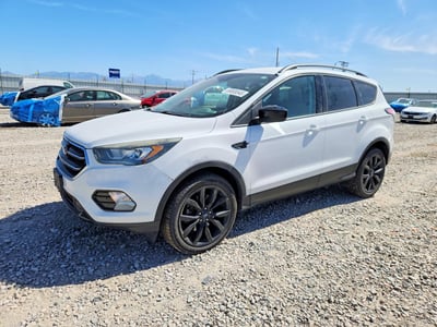 1FMCU9GD2JU****** 2018 Ford Escape