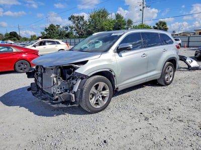 5TDYZRFH1JS****** 2018 Toyota Highlander