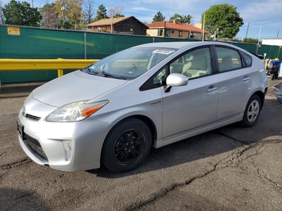JTDKN3DU2F0****** 2015 Toyota Prius