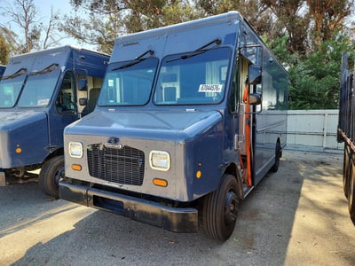 4UZAC2GA0MC****** 2021 Freightliner MT 45G Front Gasoline Engine Walk In Van Chassis