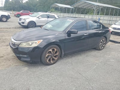 1HGCR2F7XGA****** 2016 Honda Accord