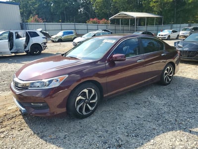 1HGCR2F8XHA****** 2017 Honda Accord