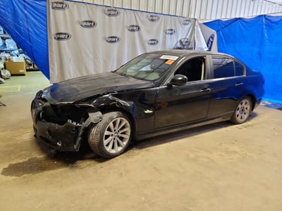 WBAPH77519N****** 2009 BMW 3 Series