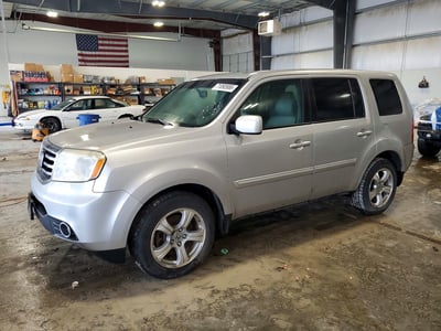 5FNYF4H61FB****** 2015 Honda Pilot