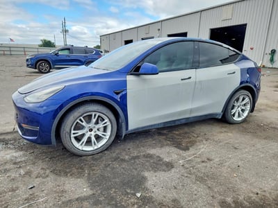 5YJYGDEE4MF****** 2021 Tesla Model Y