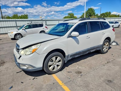 4S4BRBCC1B3****** 2011 Subaru Outback