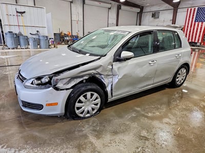 WVWDB7AJ4EW****** 2014 Volkswagen Golf