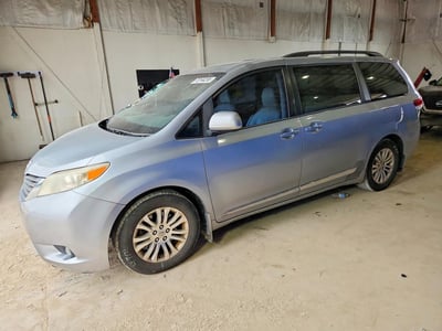 5TDYK3DC7ES****** 2014 Toyota Sienna