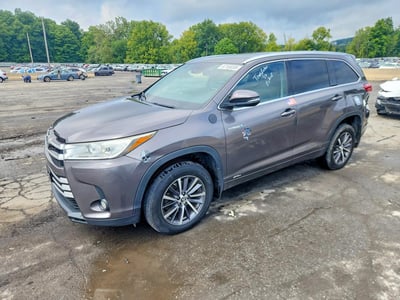 5TDJGRFH5HS****** 2017 Toyota Highlander Hybrid