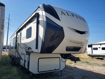 4YDF39021KE****** 2019 Keystone Alpine 3010 Re