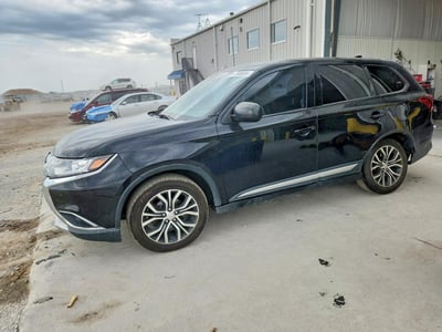 JA4AD2A37HZ****** 2017 Mitsubishi Outlander