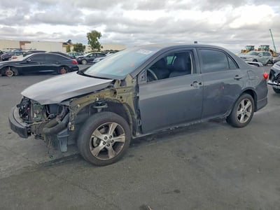 5YFBU4EE5CP****** 2012 Toyota Corolla