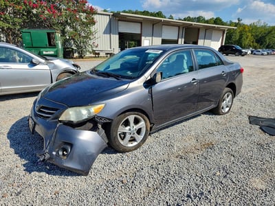 5YFBU4EE8DP****** 2013 Toyota Corolla