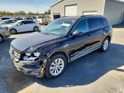 3VV3B7AX0JM****** 2018 Volkswagen Tiguan